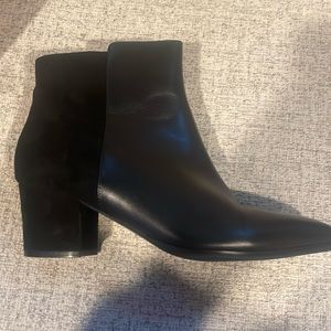 Worn 1 time women’s Vaneli Heeled Boot!!